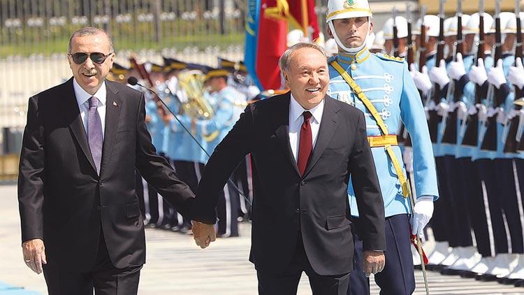 Kazakistan’a FETÖ uyarısı: Tüm ülkeler için tehdit